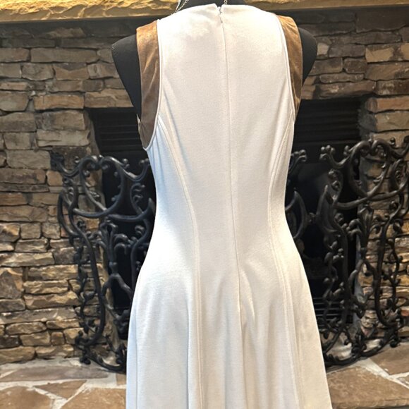 Jessica Simpson Cream Sleeveless Flared Dress w/Pockets and Suede trim Sleeves - Picture 2 of 7